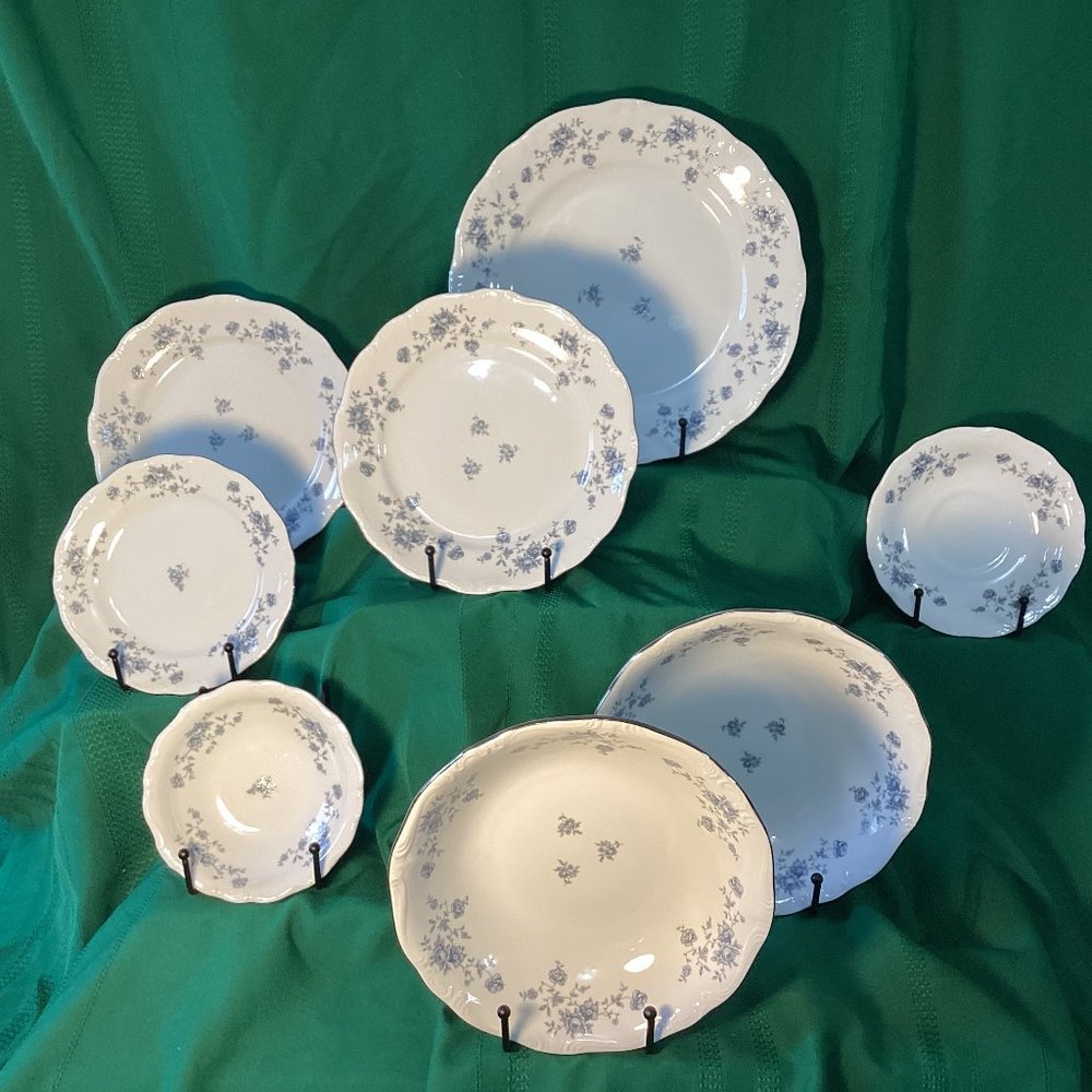 Johann Haviland Bavaria Blue Garland 8 Piece Lot